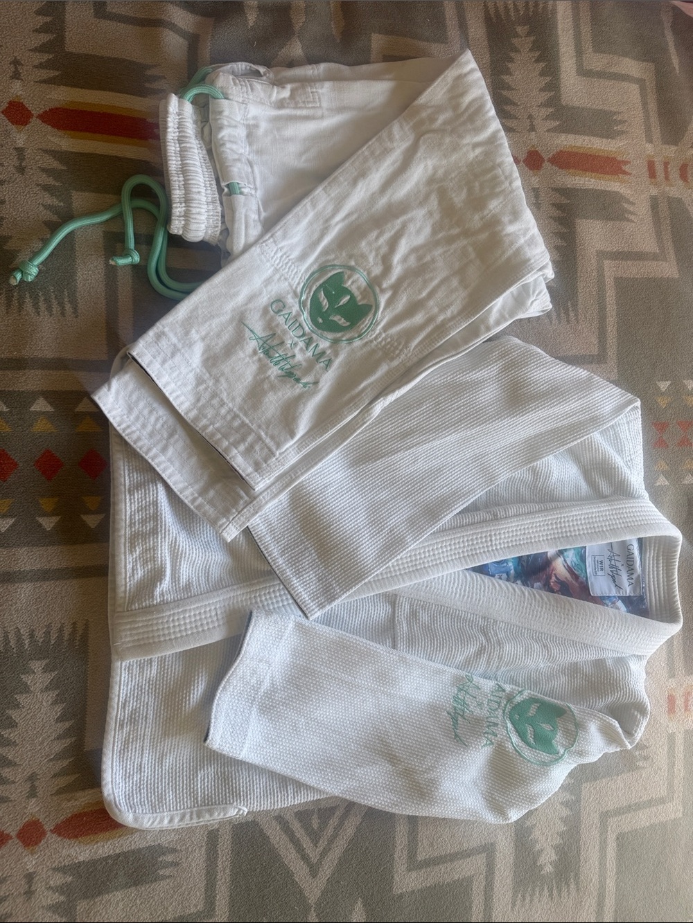 Women's White/Mint Jiu Jitsu Gi